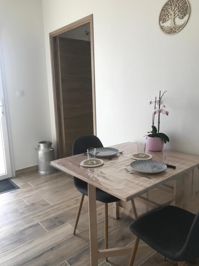 Studio Le Petit Cassis Sainte-Marie-la-Blanche Extérieur photo